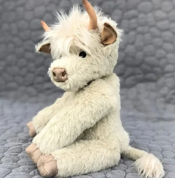 Fanyil™ Highland Cow Plush Toy - Libiyi